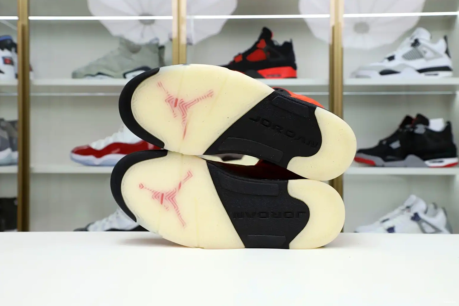 Air  Women Jordan Kimikick Jordan 5 0517
